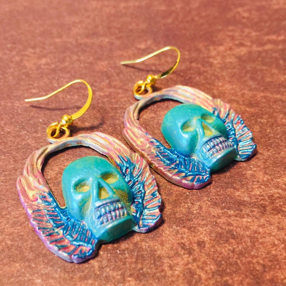 Handmade colorful winged skull earrings - Picture 3 of 8